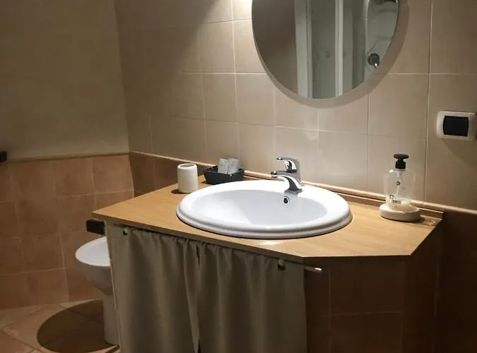 Casale Mille E Notte بيت خشبي بيرودجا